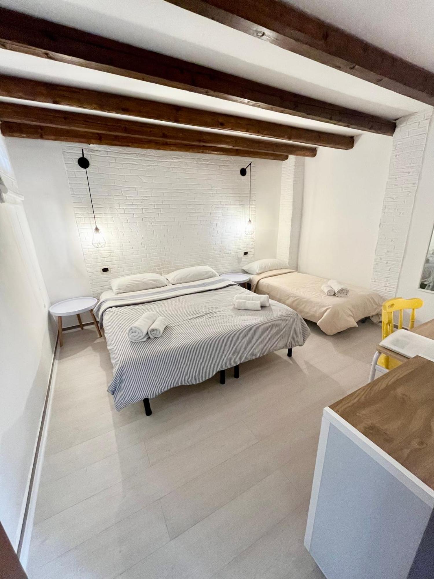 Appartamento Casa Myrtos Palermo Esterno foto