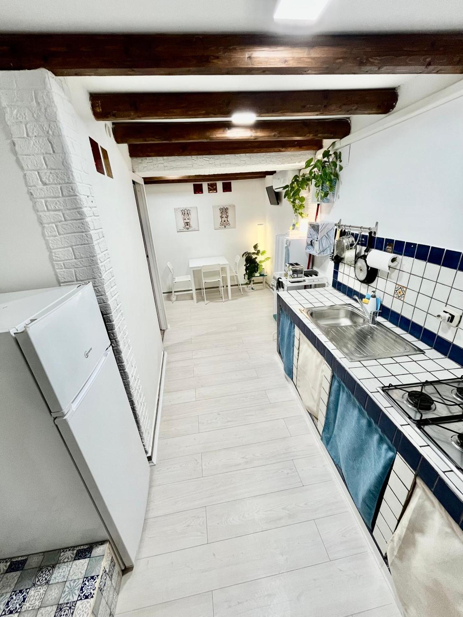 Appartamento Casa Myrtos Palermo Esterno foto